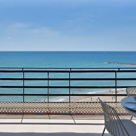 Mediterraneo Beachfront 6 - Center *